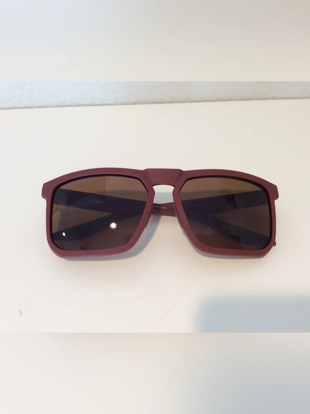 100% – RENSHAW – SOFT CRIMSON Matte Burgundy Square Sunglasses - NWOT